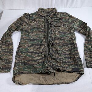 Zara Men lightweight denim camo shacket jacket zipper with buttons size small